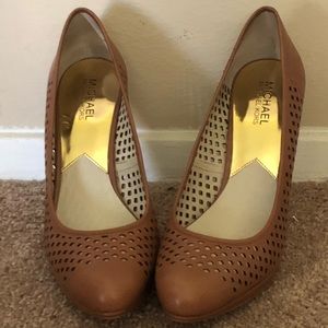 MK Michael Kors Tan Heels